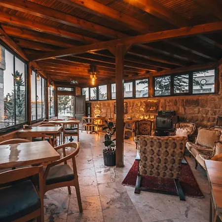 Lubberona Cave Cappadocia Otel *