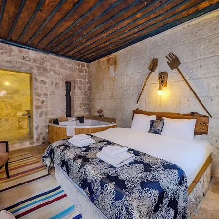 Lubberona Cave Cappadocia * Nar