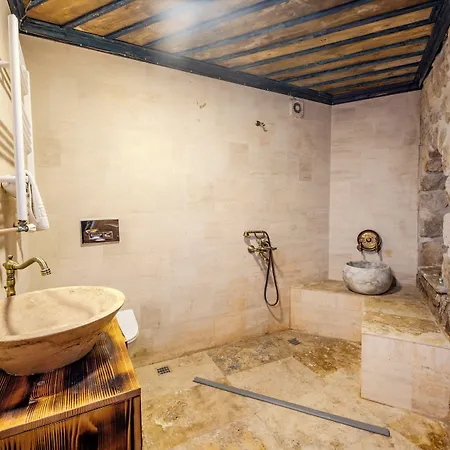 Lubberona Cave Cappadocia Otel *