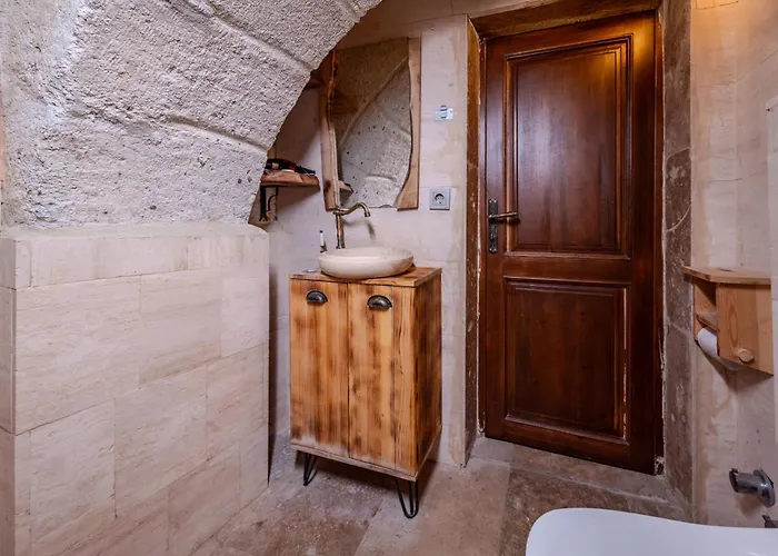 Lubberona Cave Cappadocia